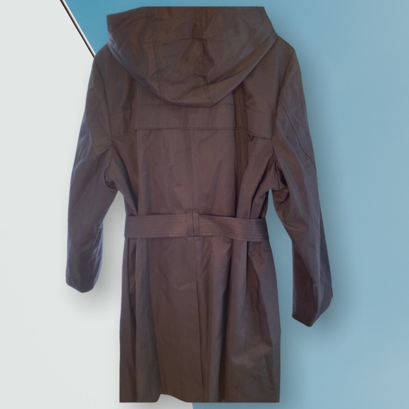 London Fog Trench Coat - Picture 12 of 16